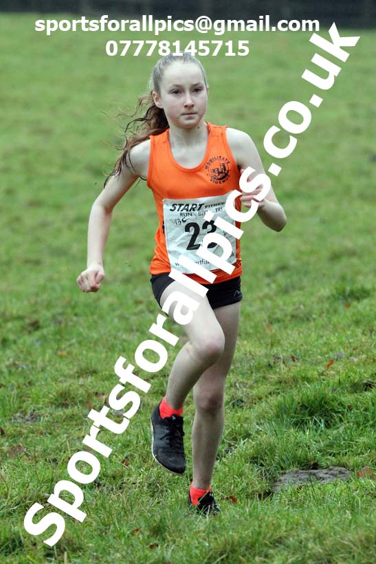 Girls under-13s, NECAA Junior Cross Country Relays, Thornley Farm, Peterlee, Saturday, December 12th. Photo: David T. Hewitson/Sports for All Pics